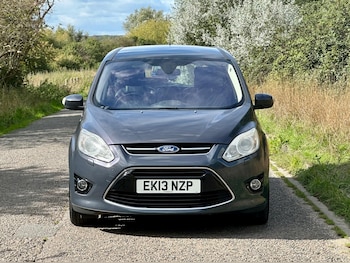 Used Ford Grand C-Max 2013 for sale - 76296128: Photo 2
