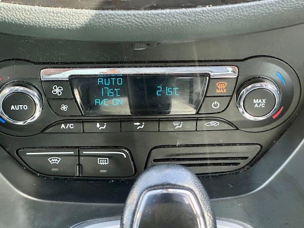 Used Ford Grand C-Max 2013 for sale - 76296128: Photo 31