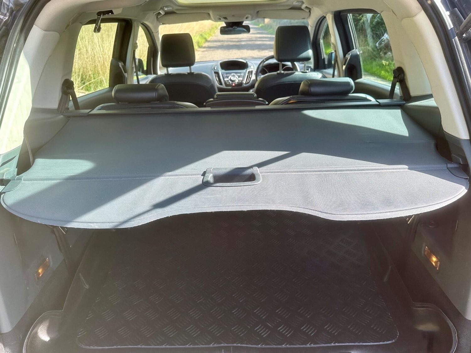 Used Ford Grand C-Max 2013 for sale - 76989217: Photo 10