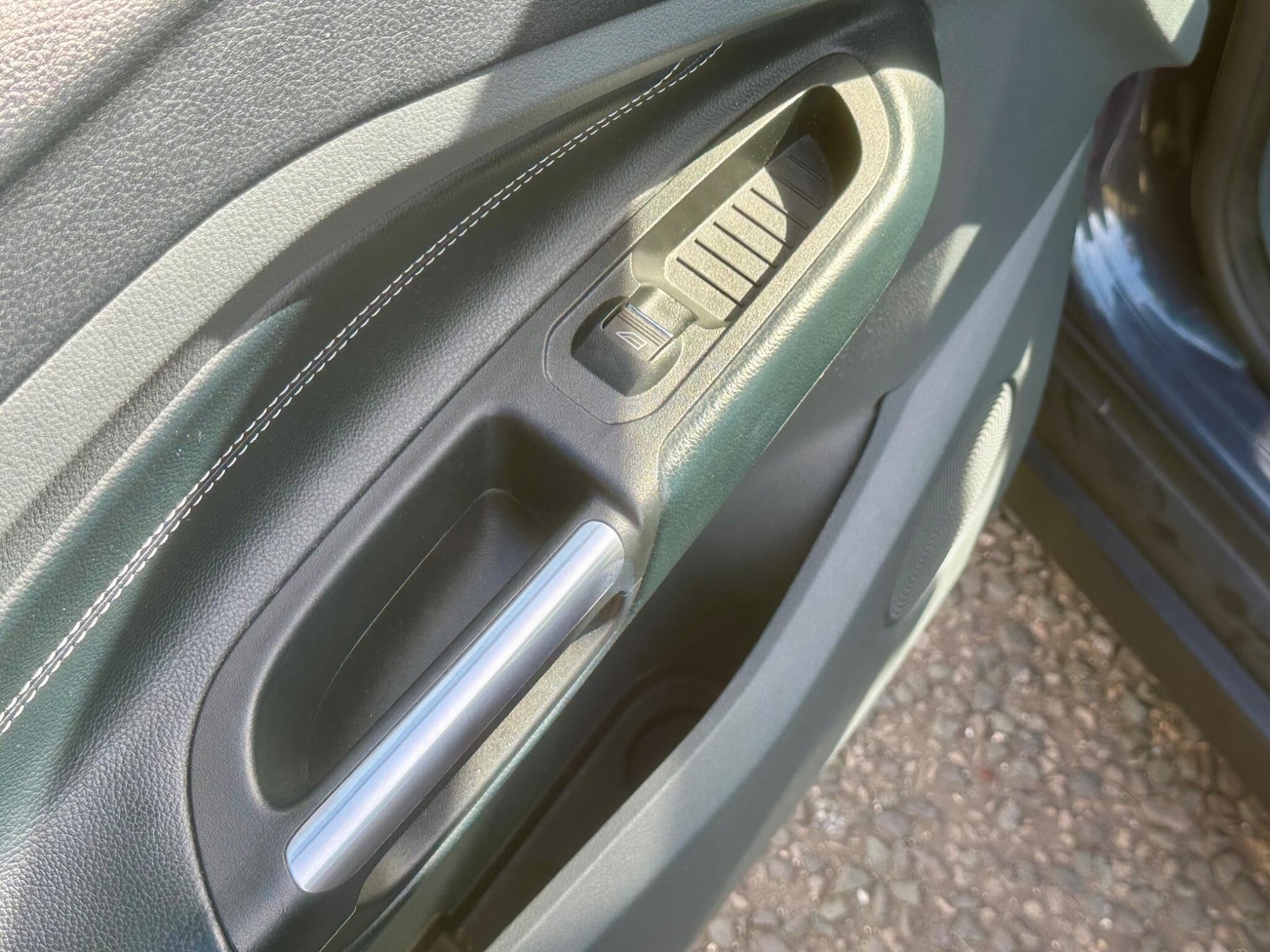 Used Ford Grand C-Max 2013 for sale - 76989217: Photo 24