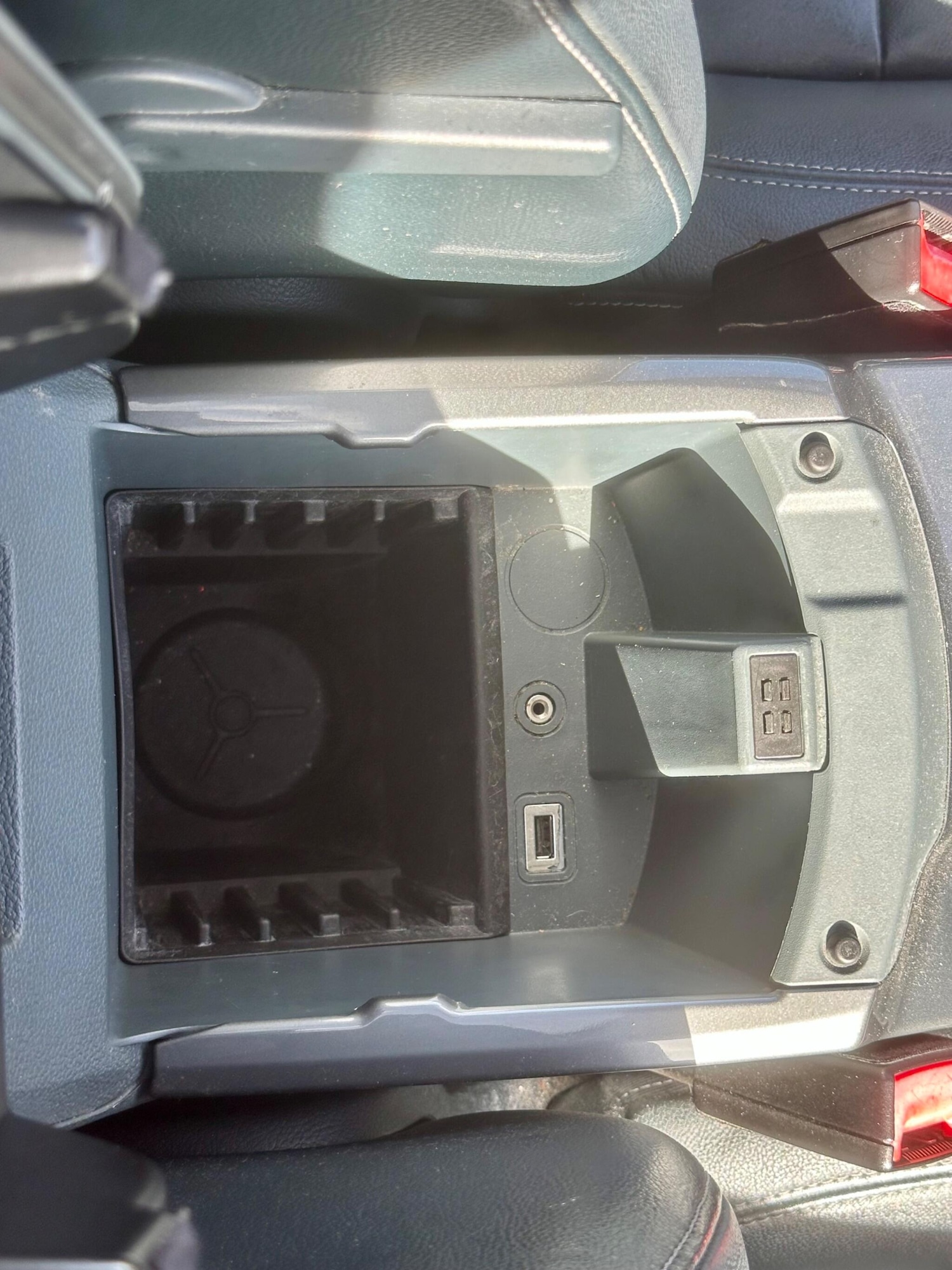 Used Ford Grand C-Max 2013 for sale - 76989217: Photo 35