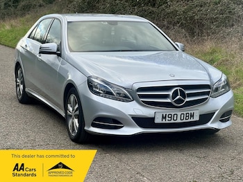 Used Mercedes-Benz E Class 2013 for sale - 77710049: Photo