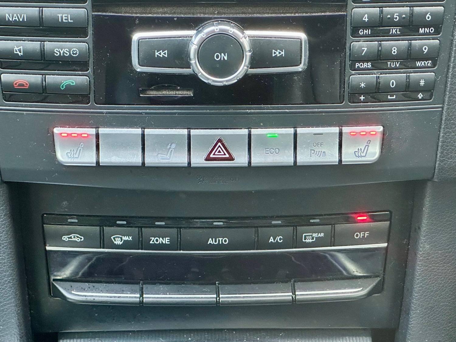 Used Mercedes-Benz E Class 2013 for sale - 77710049: Photo 27