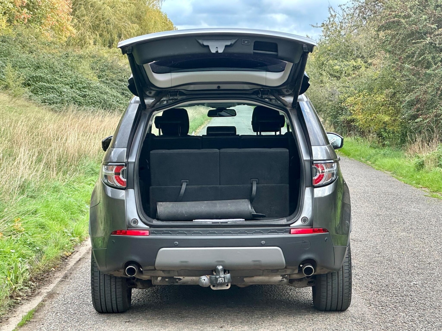 Used Land Rover Discovery Sport 2016 for sale - 76381244: Photo 6