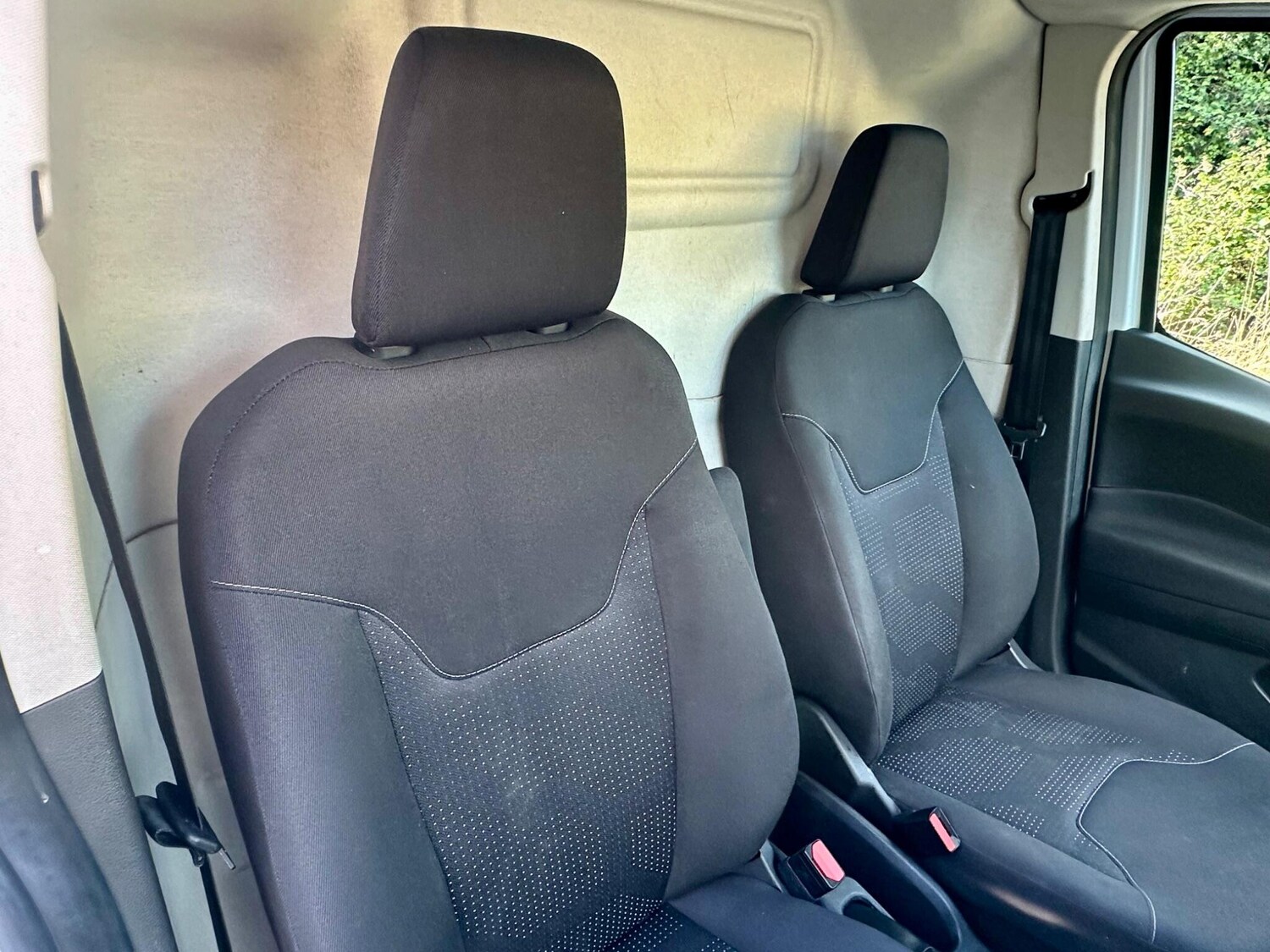 Used Ford Transit Courier 2021 for sale - 76295728: Photo 15