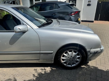Used Mercedes-Benz E-Class 2002 for sale - 75565083: Photo