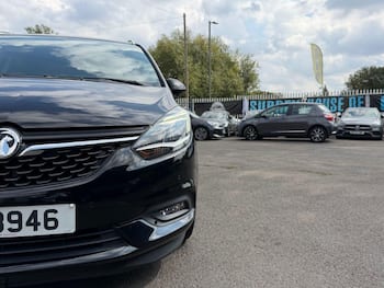 Used Vauxhall Zafira Tourer 2018 for sale - 79645378: Photo