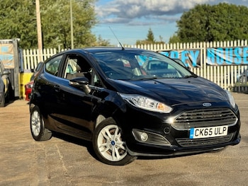 2015 (65) - 1.25 Zetec Hatchback 3dr Petrol Manual Euro 6 (82 ps)