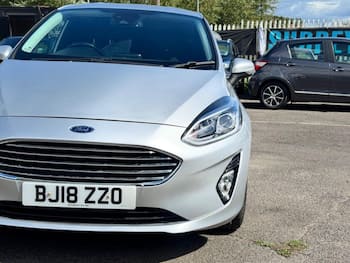 Used Ford Fiesta 2018 for sale - 79698543: Photo