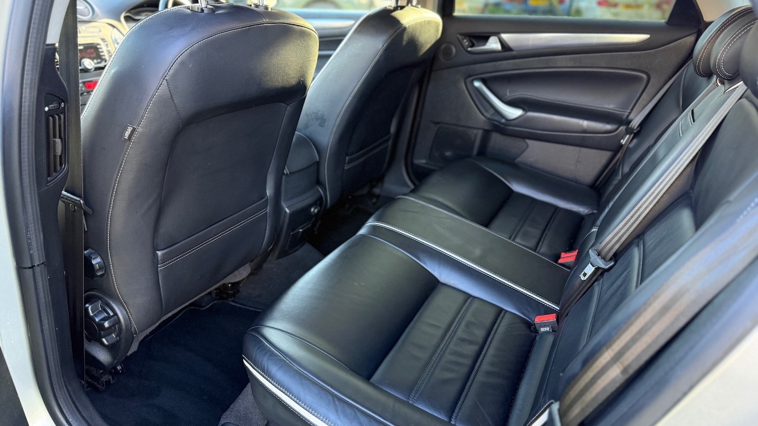 Used Ford Mondeo 2011 for sale - 76625149: Photo 13