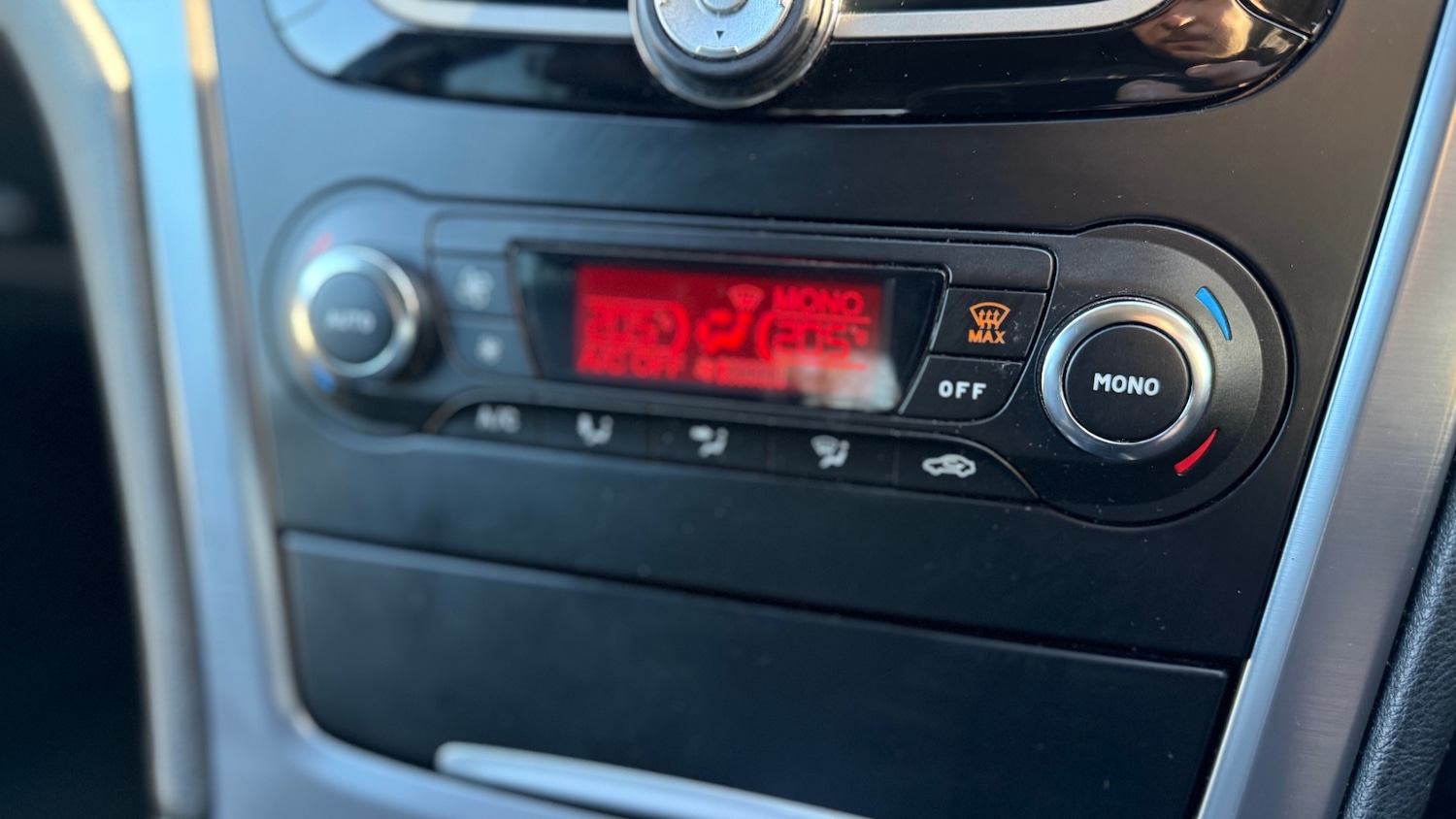 Used Ford Mondeo 2011 for sale - 76625149: Photo 19