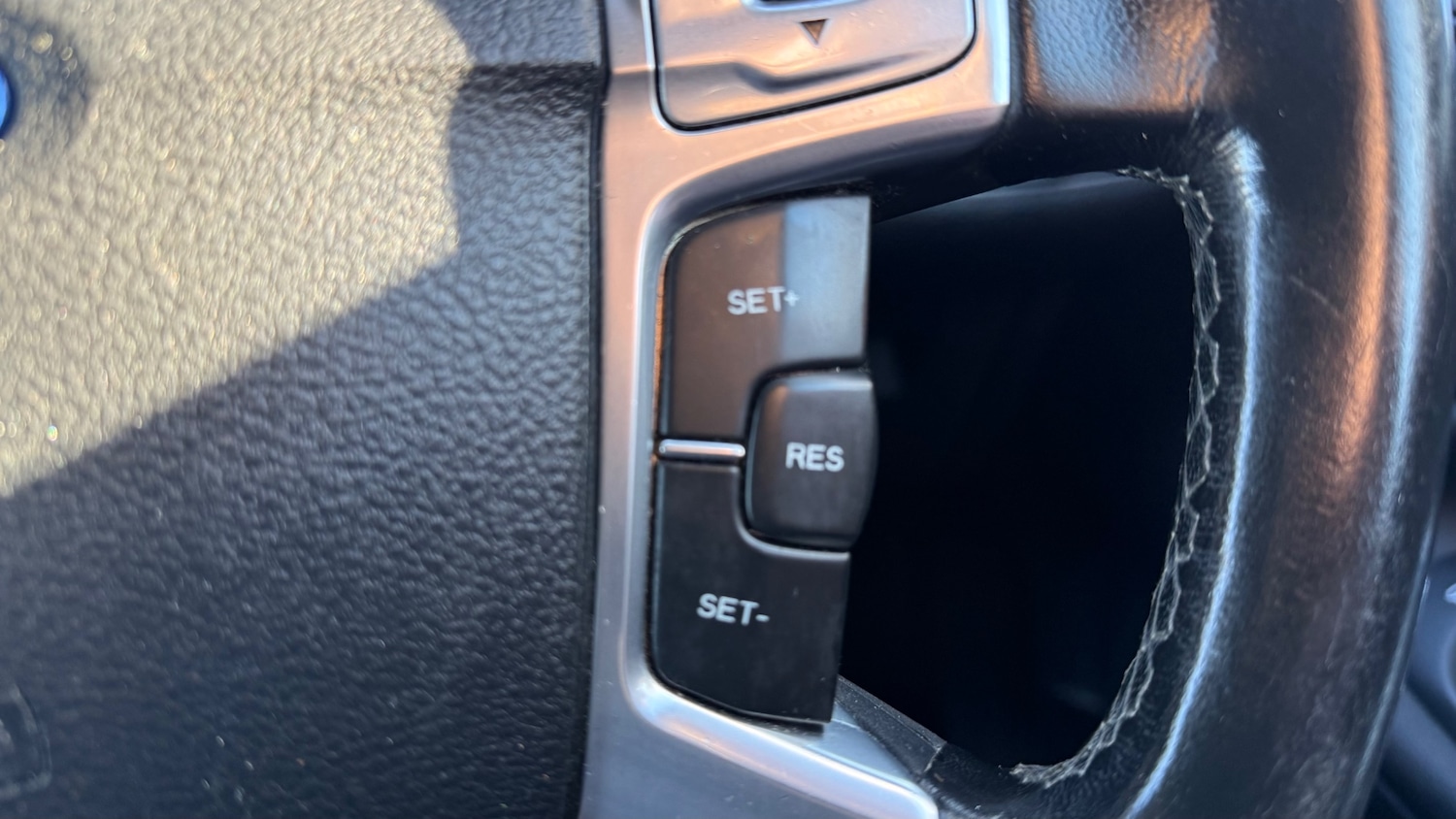 Used Ford Mondeo 2011 for sale - 76625149: Photo 24