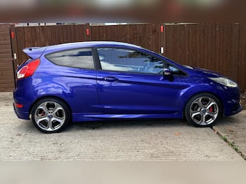 Used Ford Fiesta 2014 for sale - 79787274: Photo