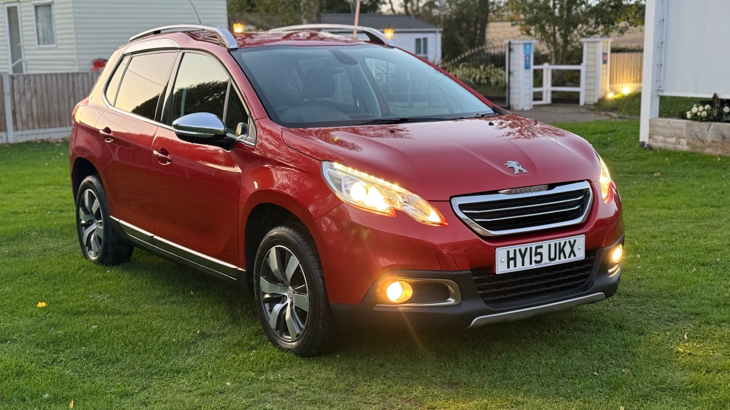 Used Peugeot 2008 2015 for sale - 76367053: Photo 1