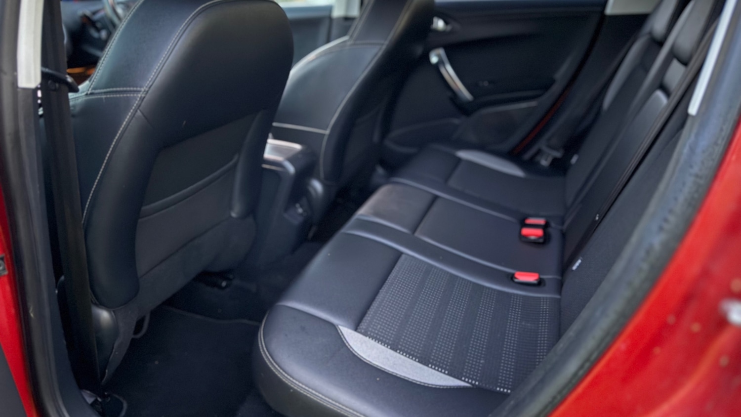 Used Peugeot 2008 2015 for sale - 76367053: Photo 13