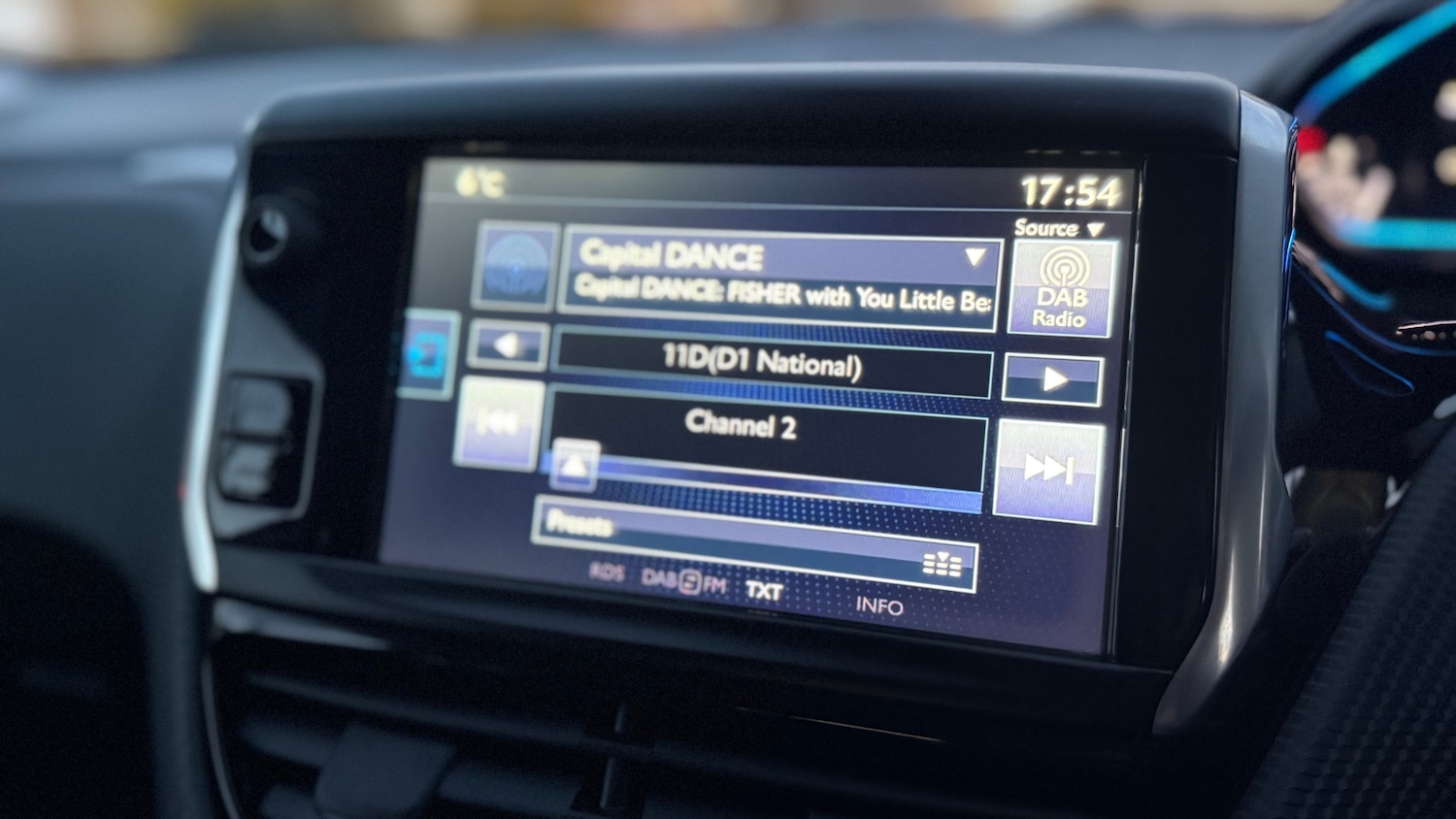 Used Peugeot 2008 2015 for sale - 76367053: Photo 20