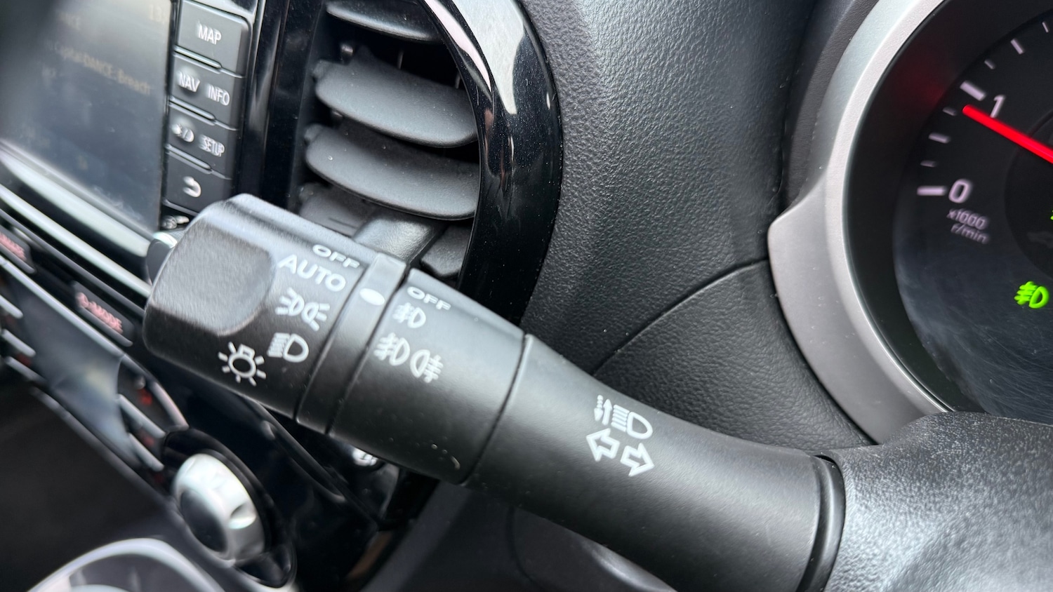 Used Nissan Juke 2014 for sale - 77113860: Photo 29