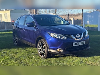 Used Nissan Qashqai 2017 for sale - 77706496: Photo