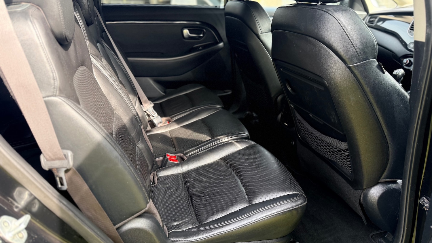 Used Kia Carens 2014 for sale - 77984136: Photo 11