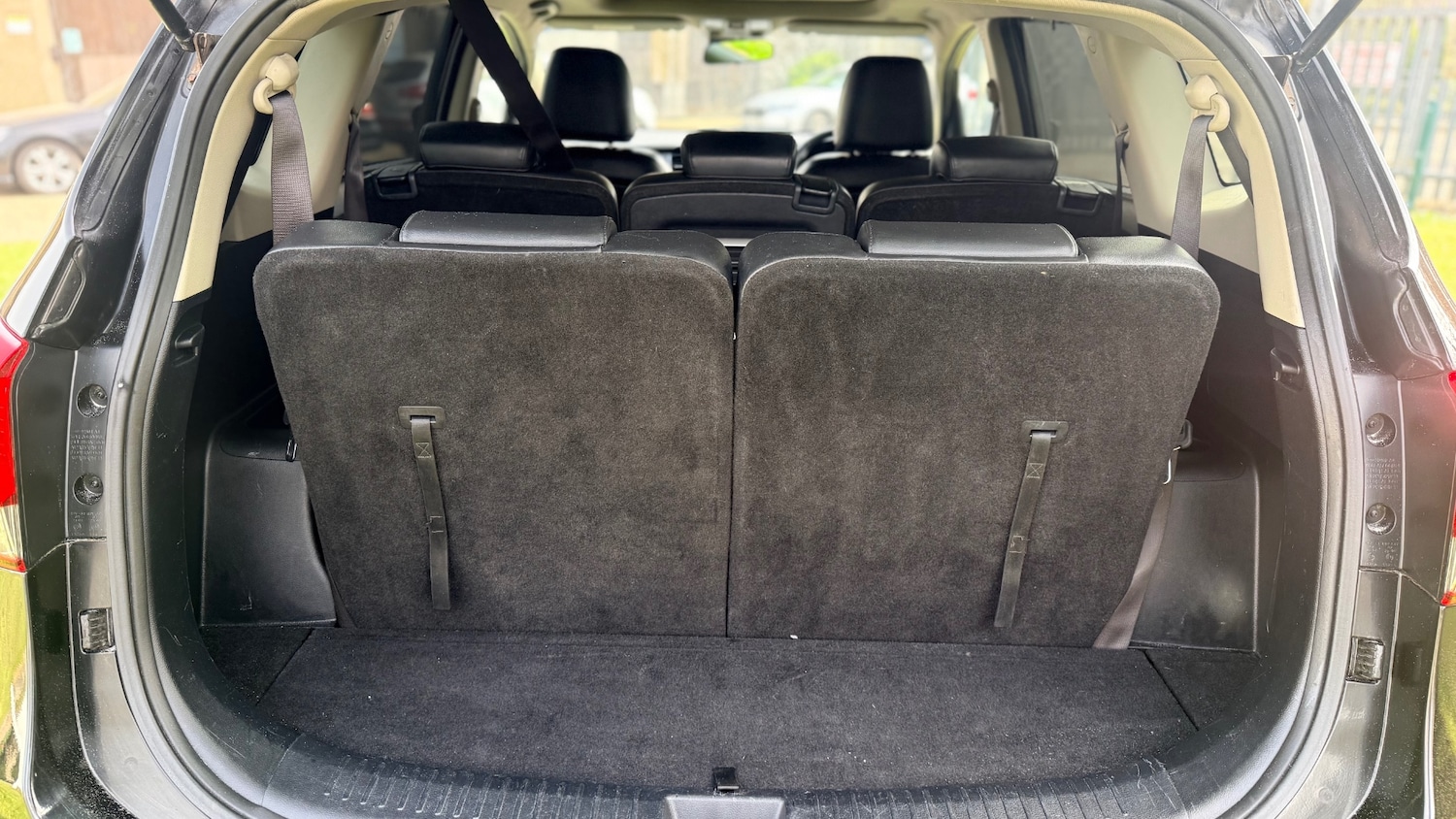 Used Kia Carens 2014 for sale - 77984136: Photo 13