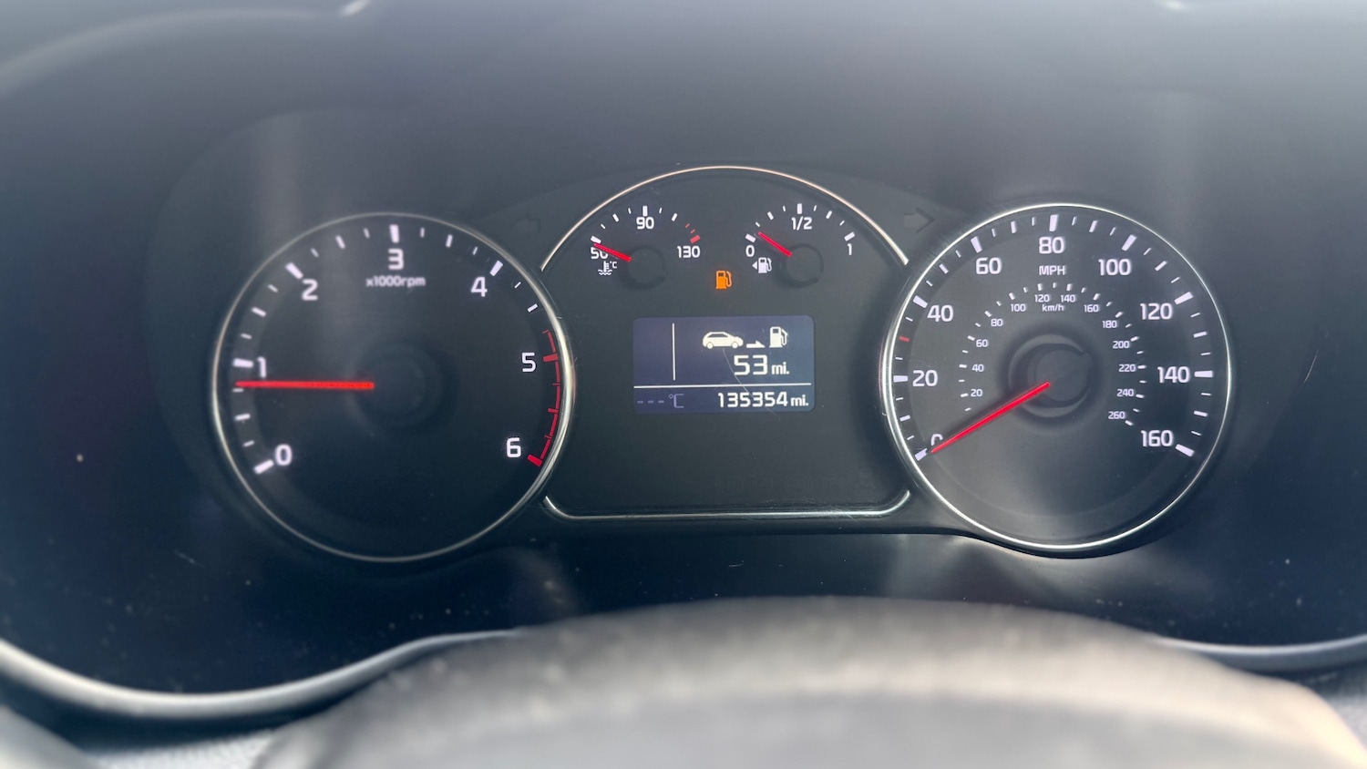 Used Kia Carens 2014 for sale - 77984136: Photo 19