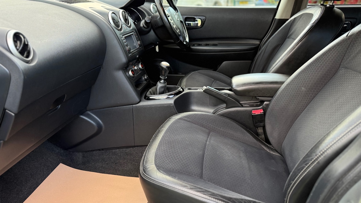 Used Nissan Qashqai 2013 for sale - 76376437: Photo 16