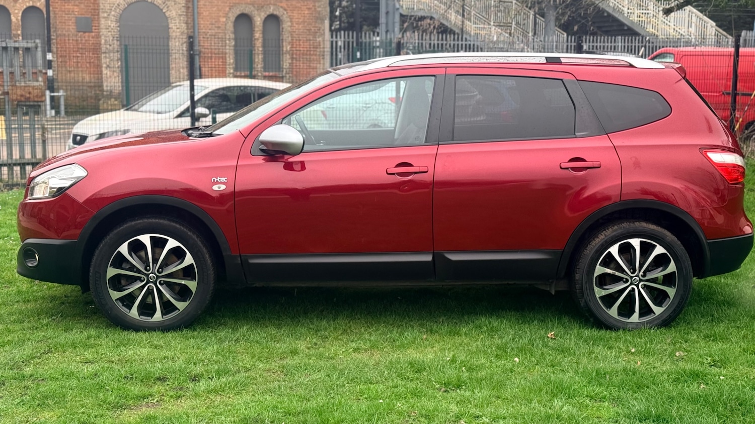 Used Nissan Qashqai+2 2011 for sale - 77778205: Photo 6