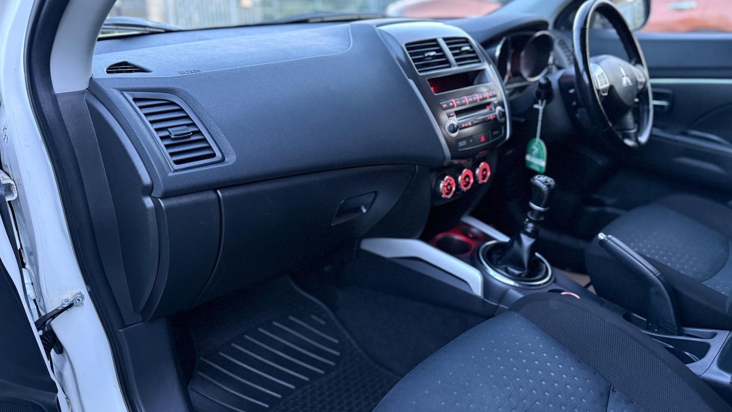 Used Mitsubishi ASX 2012 for sale - 76559587: Photo 15