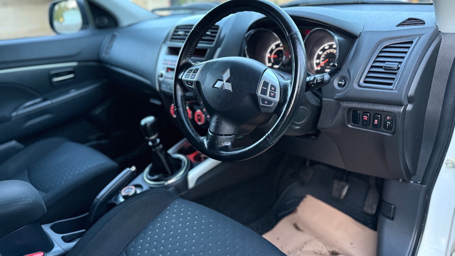 Used Mitsubishi ASX 2012 for sale - 76559587: Photo 9