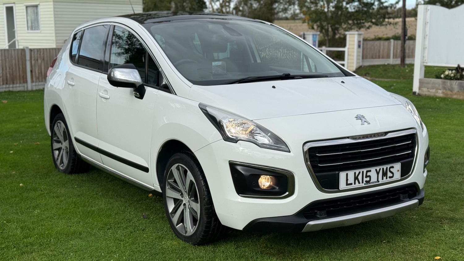 Used Peugeot 3008 2015 for sale - 76330294: Photo 1