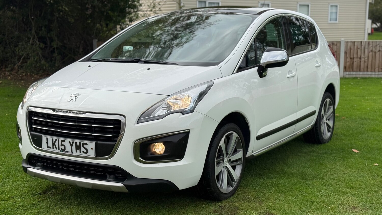 Used Peugeot 3008 2015 for sale - 76330294: Photo 7