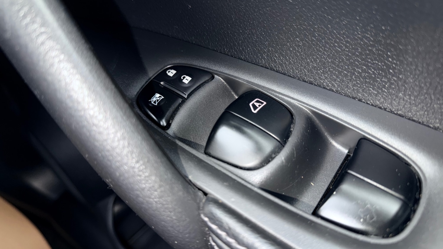 Used Nissan X-Trail 2016 for sale - 77365586: Photo 29