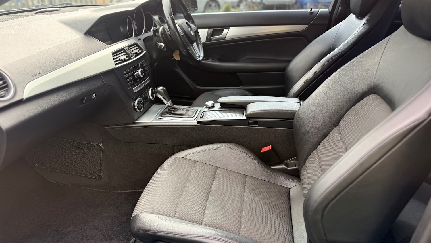 Used Mercedes-Benz C Class 2011 for sale - 77845412: Photo 14