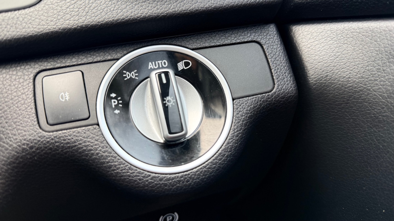 Used Mercedes-Benz C Class 2011 for sale - 77845412: Photo 19