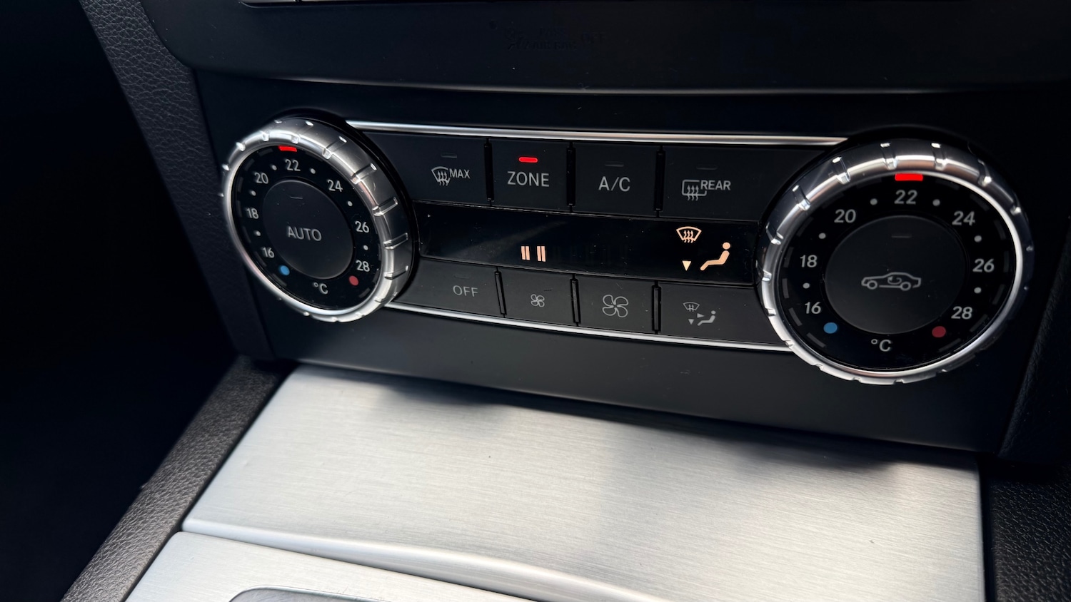 Used Mercedes-Benz C Class 2011 for sale - 77845412: Photo 26