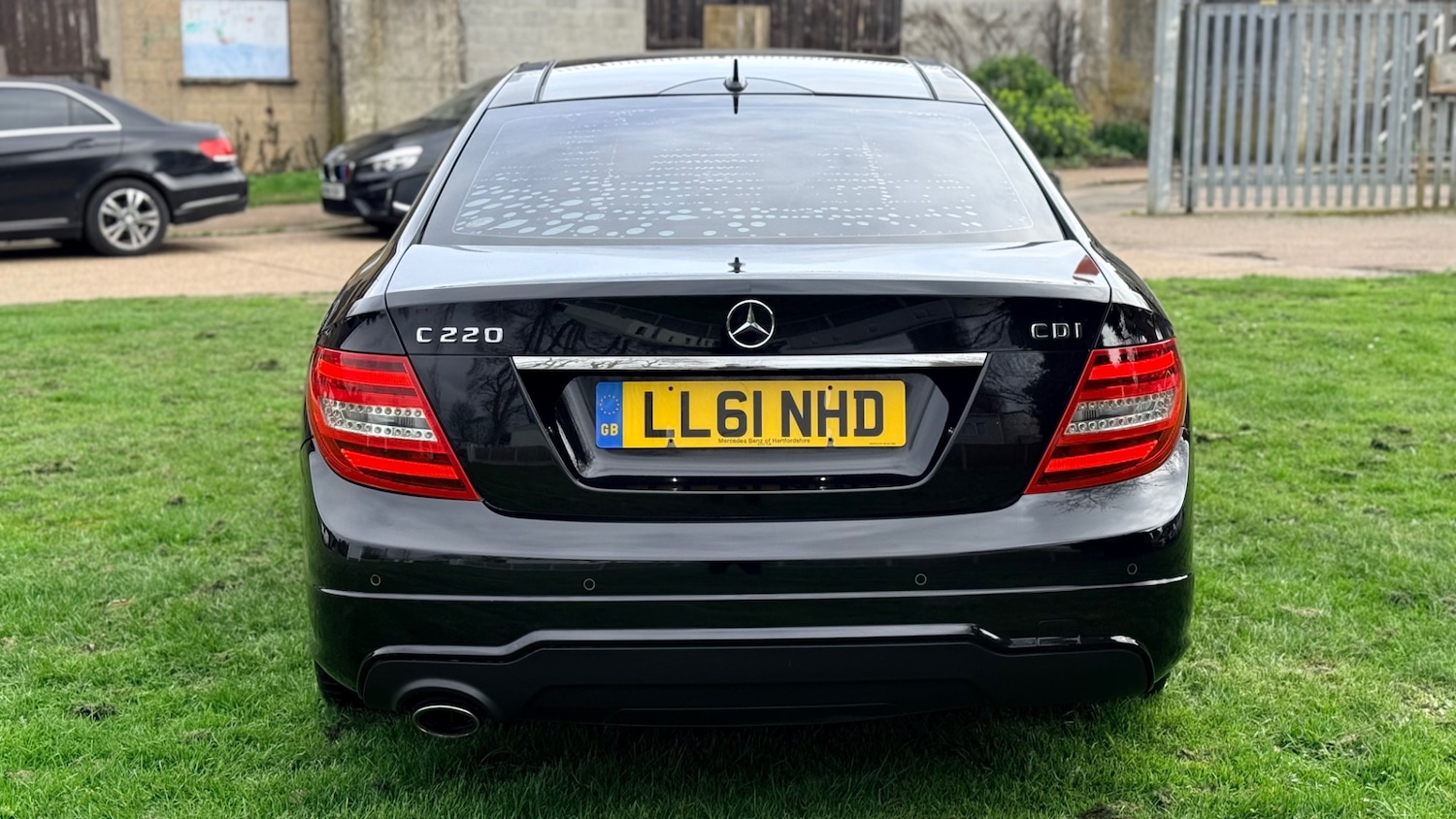 Used Mercedes-Benz C Class 2011 for sale - 77845412: Photo 4