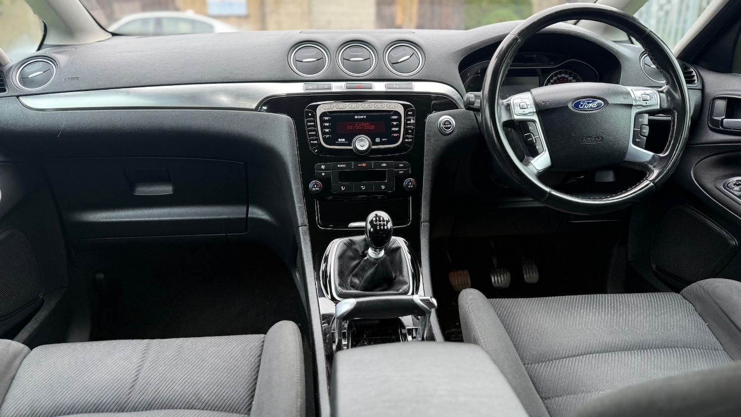 Used Ford S-Max 2010 for sale - 76194567: Photo 16
