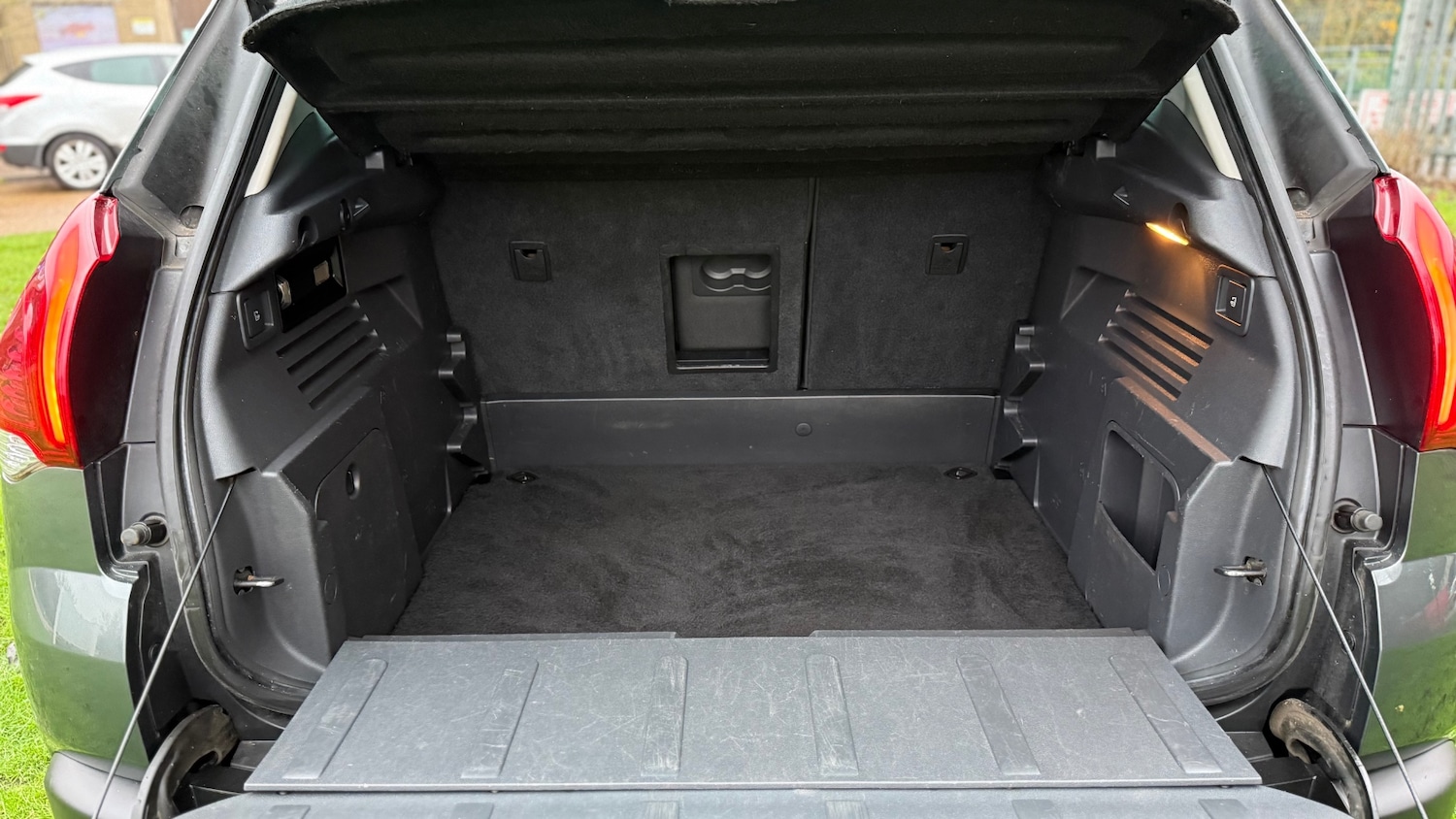 Used Peugeot 3008 2015 for sale - 77114096: Photo 12