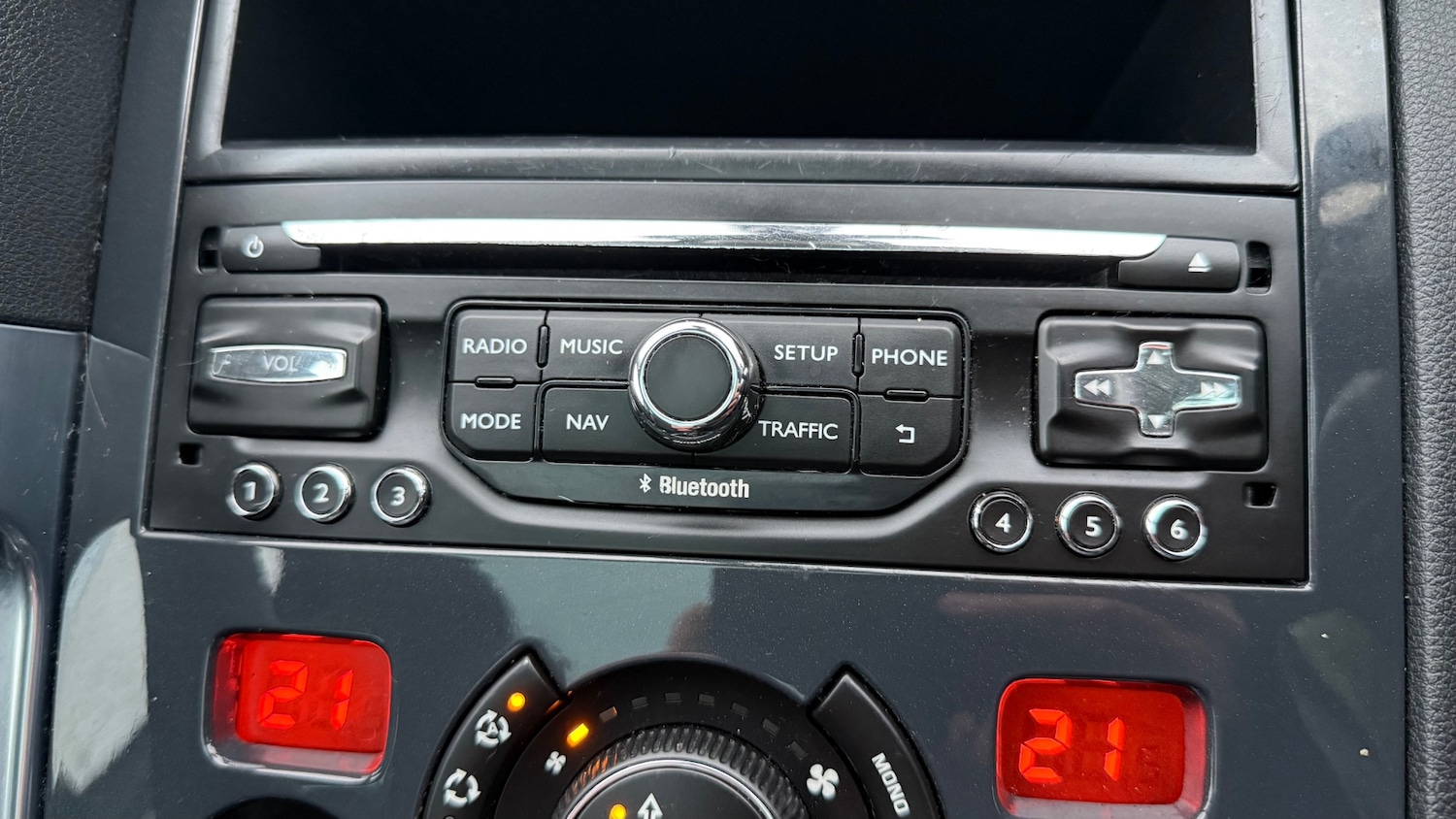 Used Peugeot 3008 2015 for sale - 77114096: Photo 23