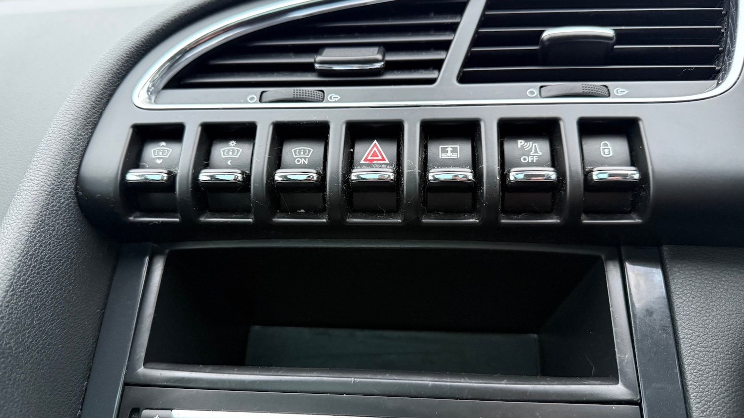 Used Peugeot 3008 2015 for sale - 77114096: Photo 24