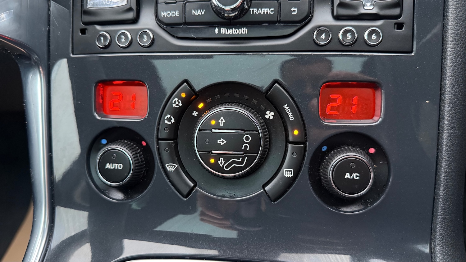 Used Peugeot 3008 2015 for sale - 77114096: Photo 25