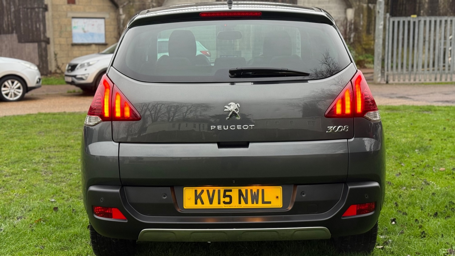 Used Peugeot 3008 2015 for sale - 77114096: Photo 4