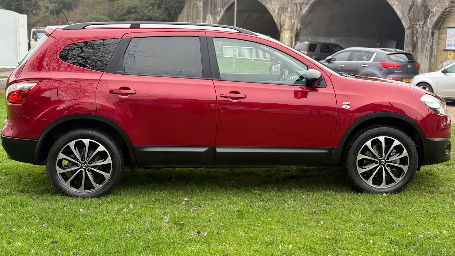 Used Nissan Qashqai+2 2013 for sale - 77147759: Photo 2