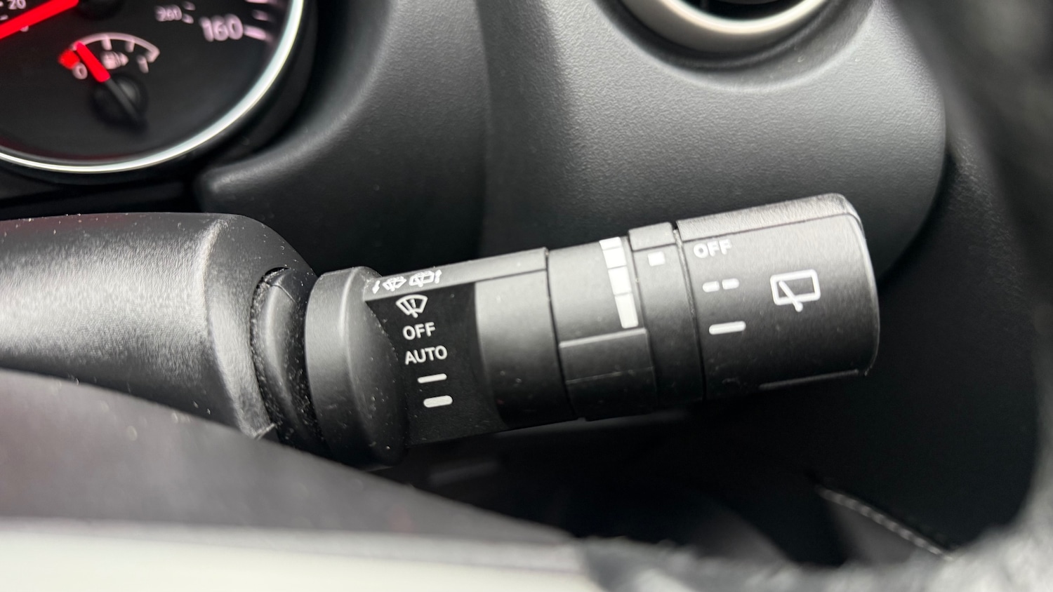 Used Nissan Qashqai+2 2013 for sale - 77147759: Photo 24