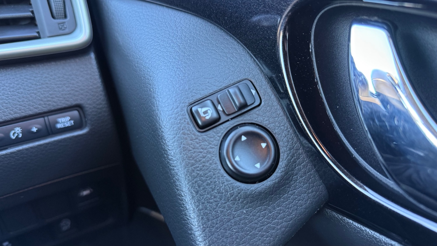 Used Nissan Qashqai 2017 for sale - 77113855: Photo 21