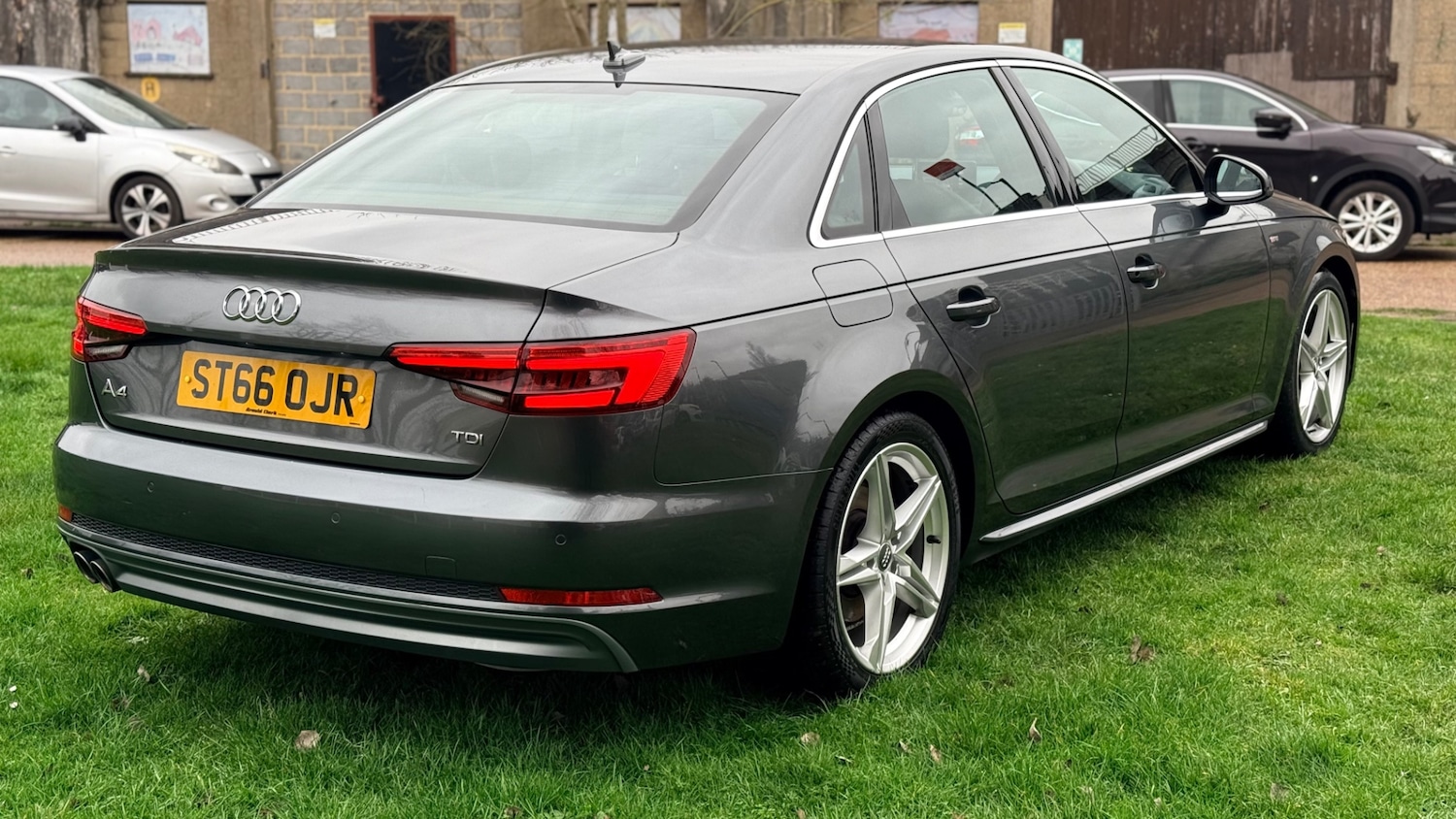 Used Audi A4 2017 for sale - 77706486: Photo 3