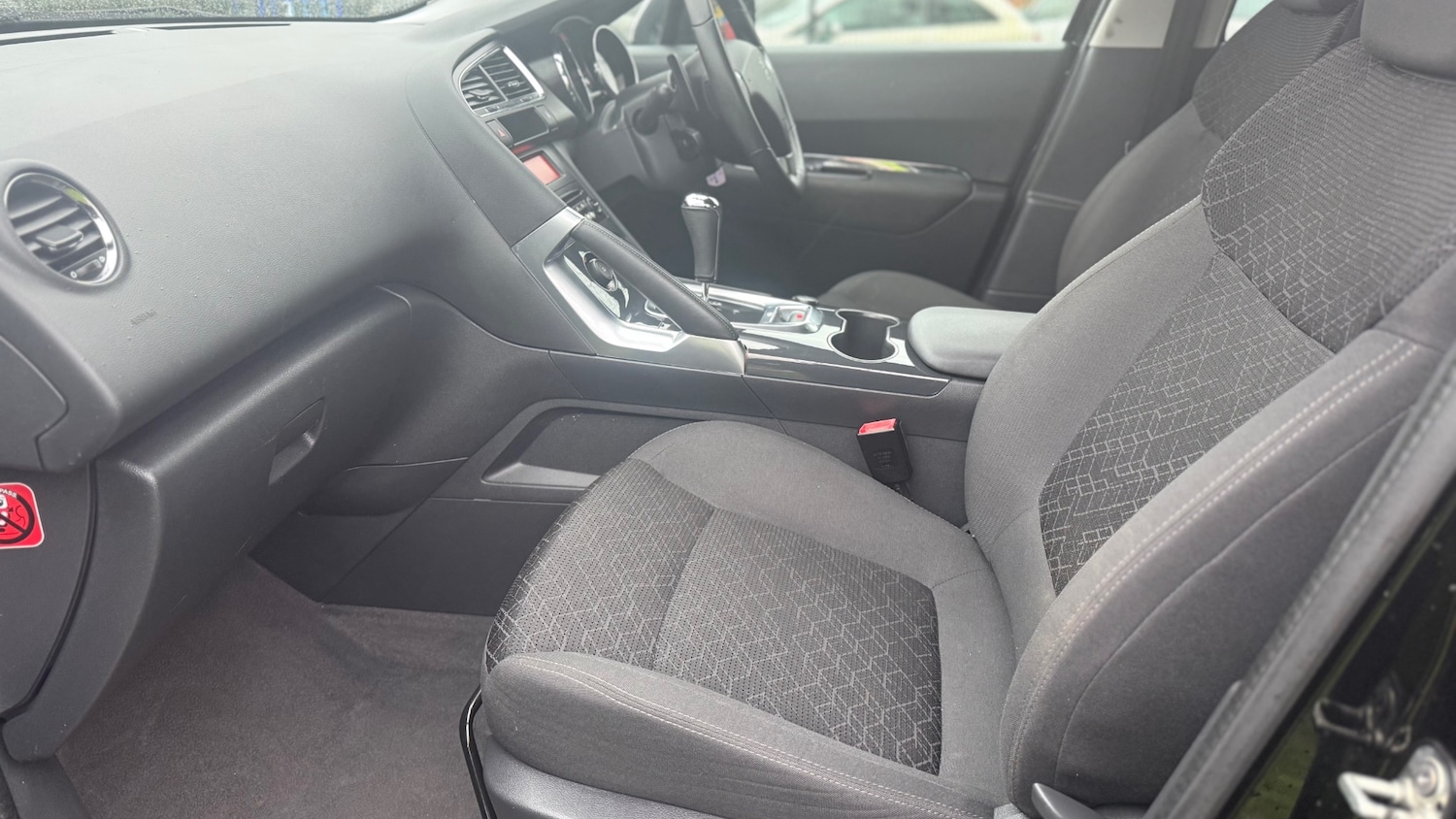 Used Peugeot 3008 2015 for sale - 77151355: Photo 16