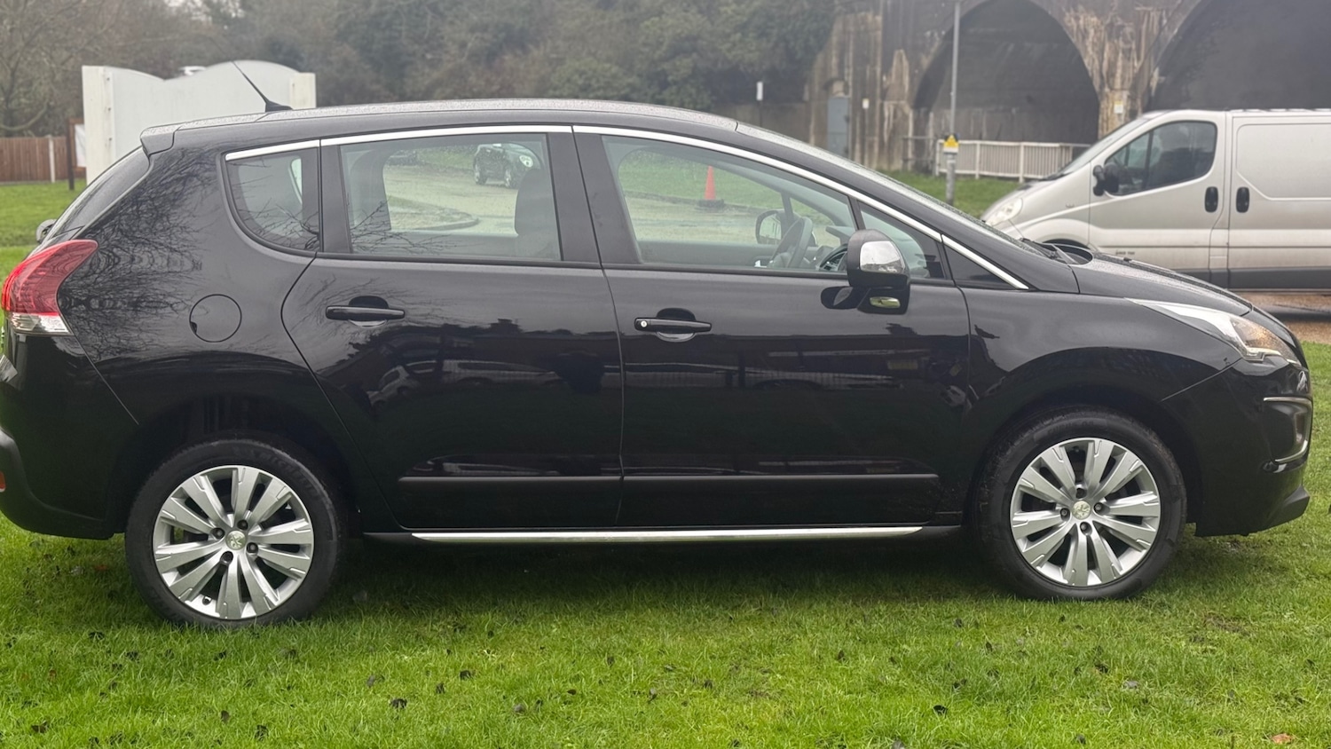 Used Peugeot 3008 2015 for sale - 77151355: Photo 2