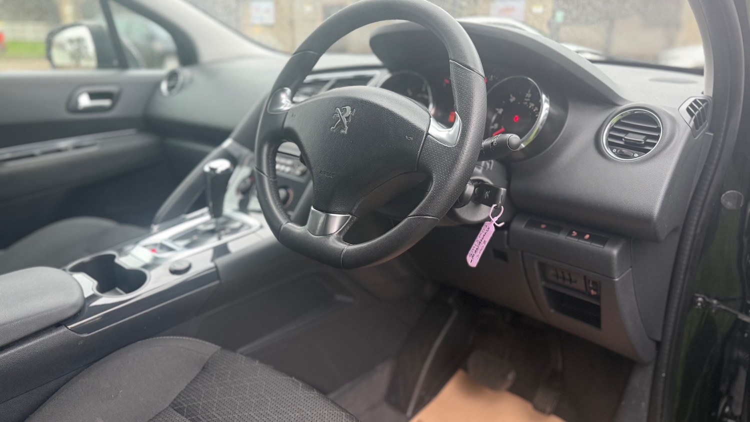 Used Peugeot 3008 2015 for sale - 77151355: Photo 9