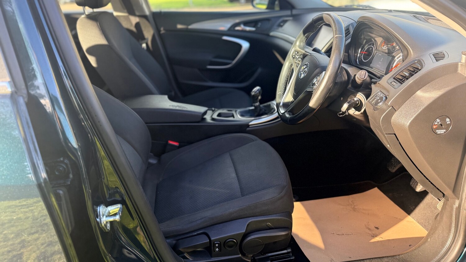 Used Vauxhall Insignia 2015 for sale - 78079199: Photo 10